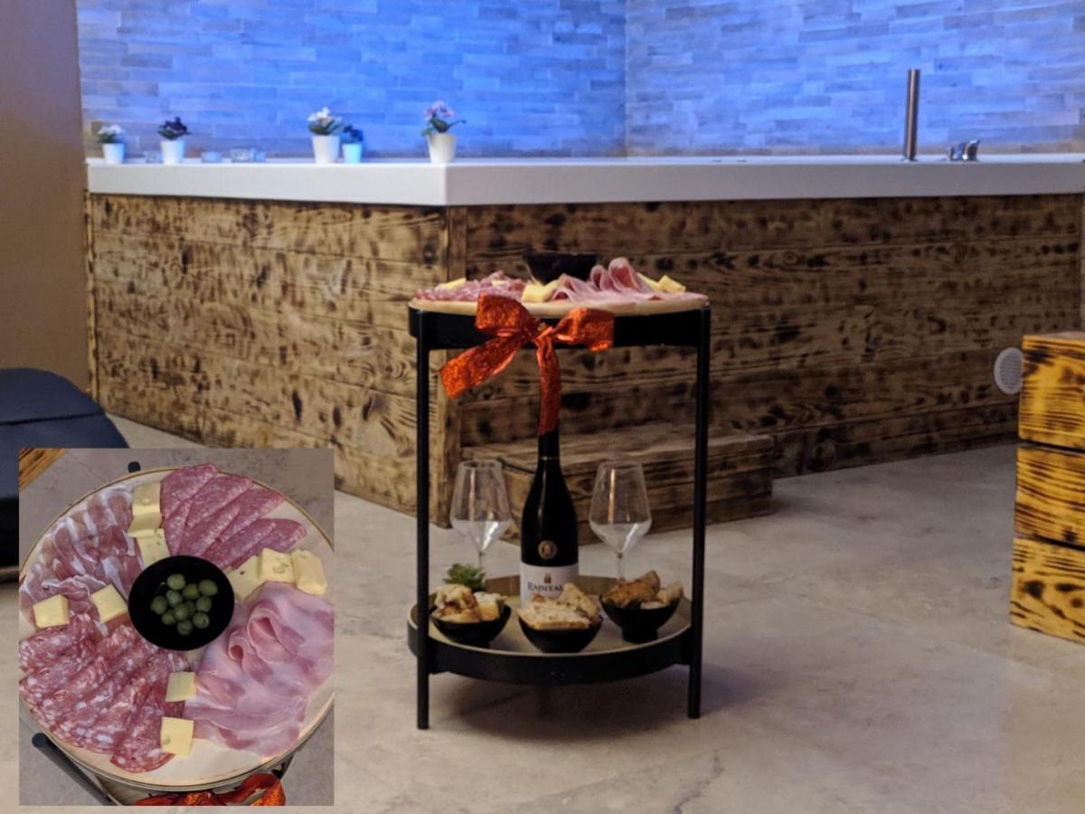 Royalty Rooms & Spa Naples Extérieur photo
