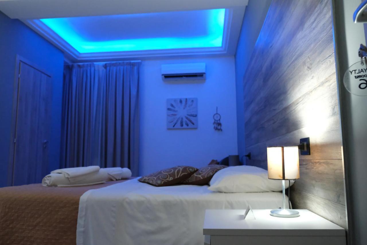 Royalty Rooms & Spa Naples Extérieur photo