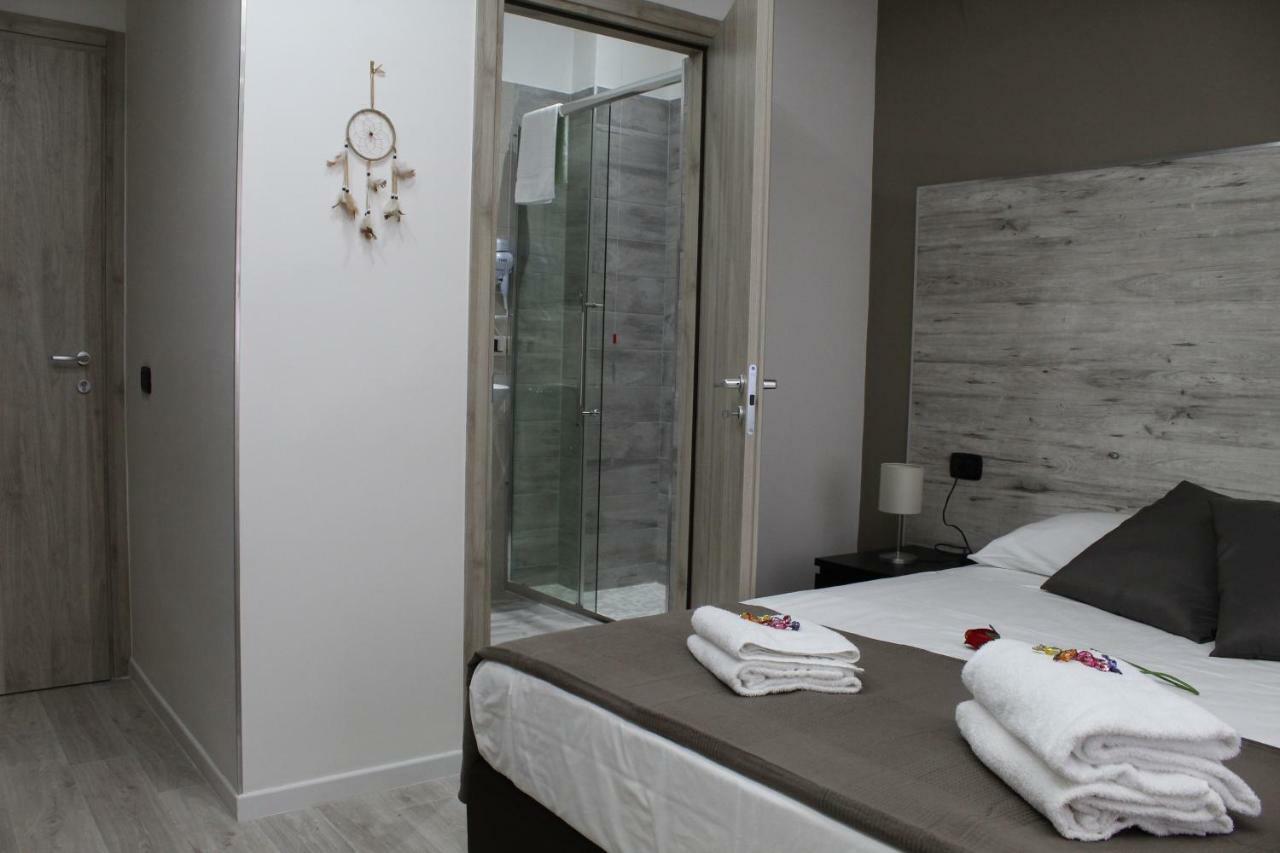 Royalty Rooms & Spa Naples Extérieur photo